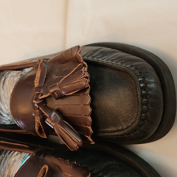Duck Head Men's Tassle Loafer - Picture 7 of 12